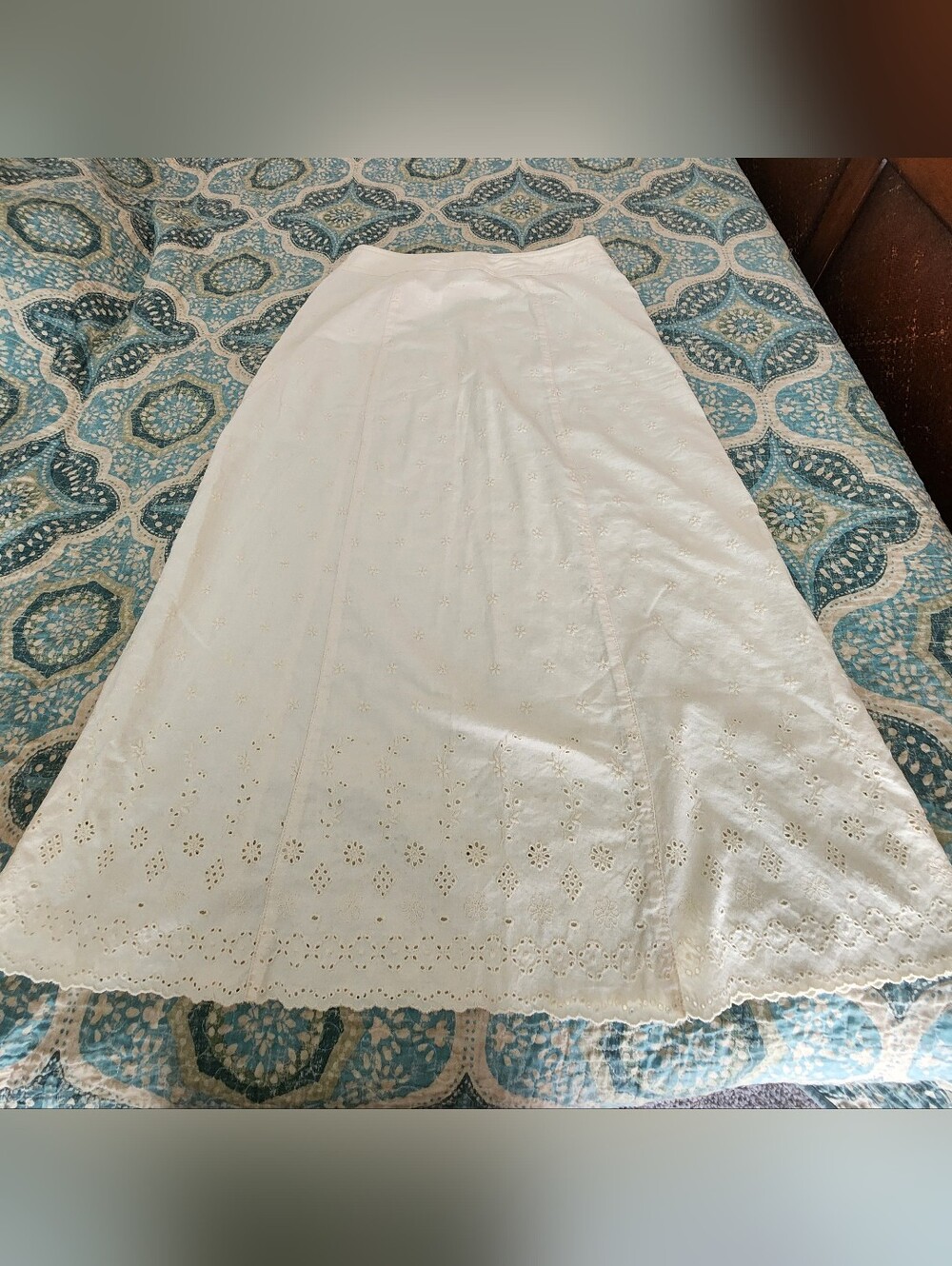 Liz Claiborne Cream 100% Cotton Embroidered Eyelet A-Line Women's Maxi Skirt